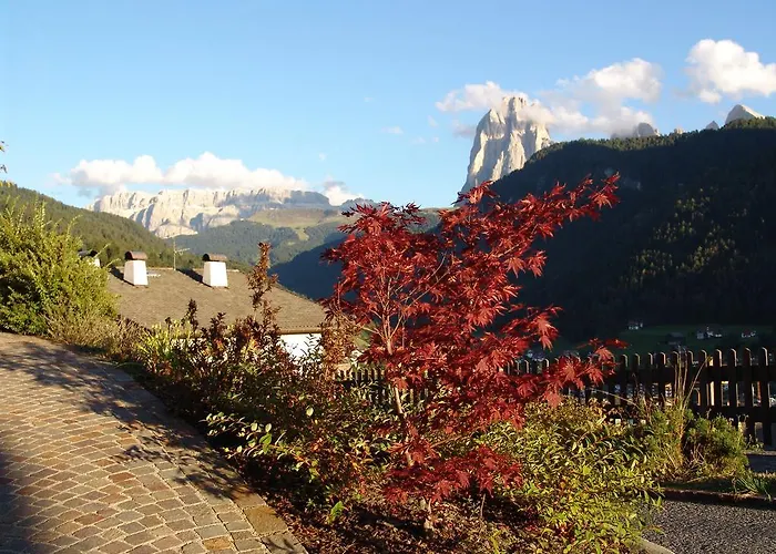Aparthotel Cesa Marmolada Ortisei